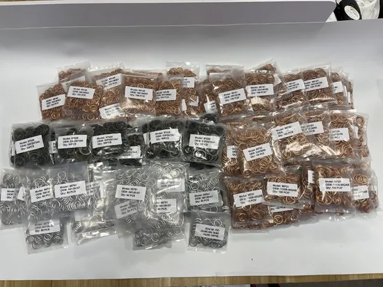 Hervorragender Preis, Autoteile, Motor, Metall/Gummi/Kupfer/Edelstahl/blaugraues Aluminium, Ölablassschraube, Dichtung, flache Unterlegscheibe